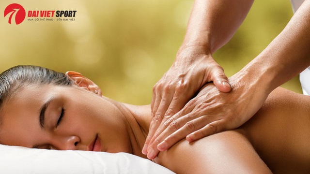 Cách massage bấm huyệt cải thiện sinh lý nữ