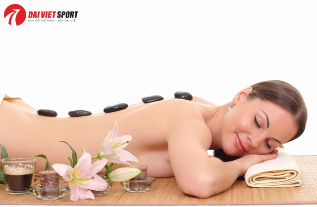 4 lợi ích của phương pháp massage đá nóng
