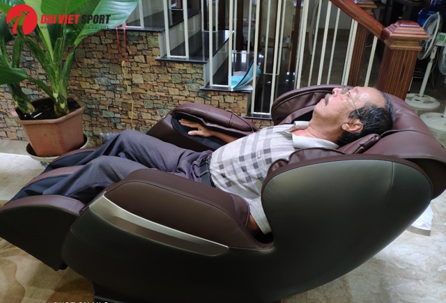 Massage mô sâu và ứng dụng trên ghế massage