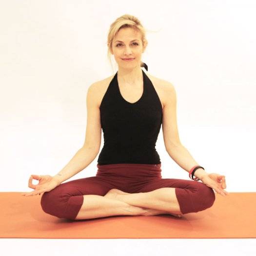 3 động tác Yoga giúp điều trị trầm cảm hiệu quả